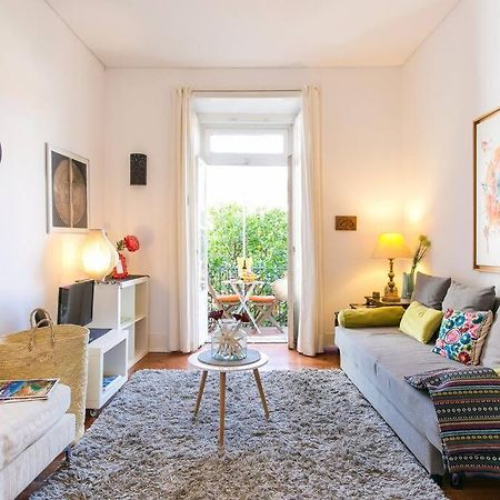 Principe Real Orange Tree W/ View 3 Bedrooms Flat! Lisbon Bagian luar foto