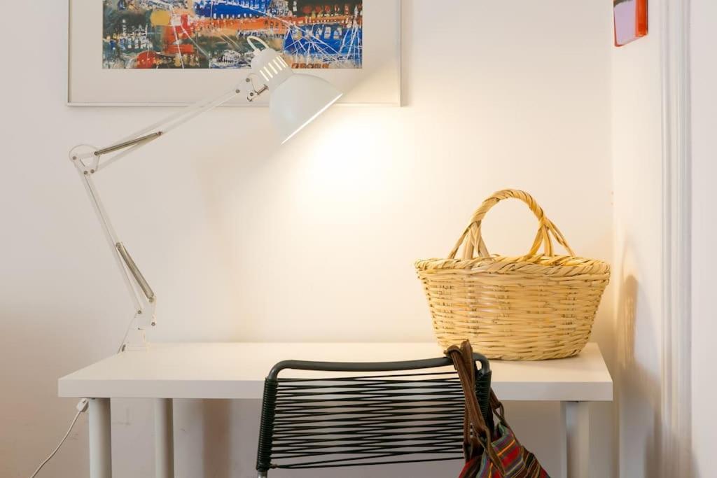 Principe Real Orange Tree W/ View 3 Bedrooms Flat! Lisbon Bagian luar foto