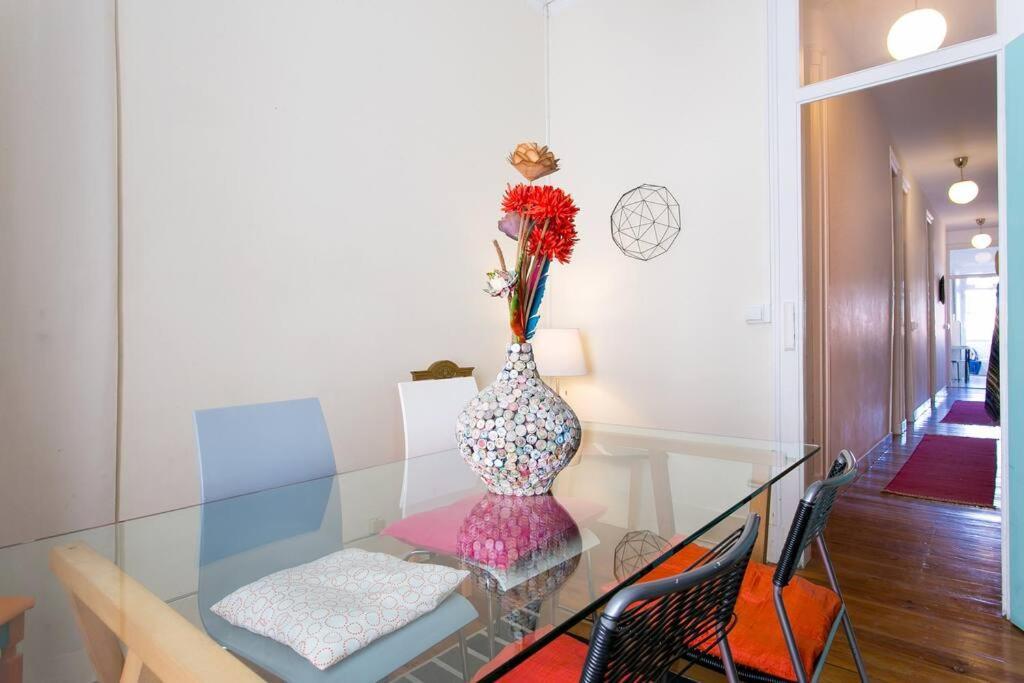 Principe Real Orange Tree W/ View 3 Bedrooms Flat! Lisbon Bagian luar foto