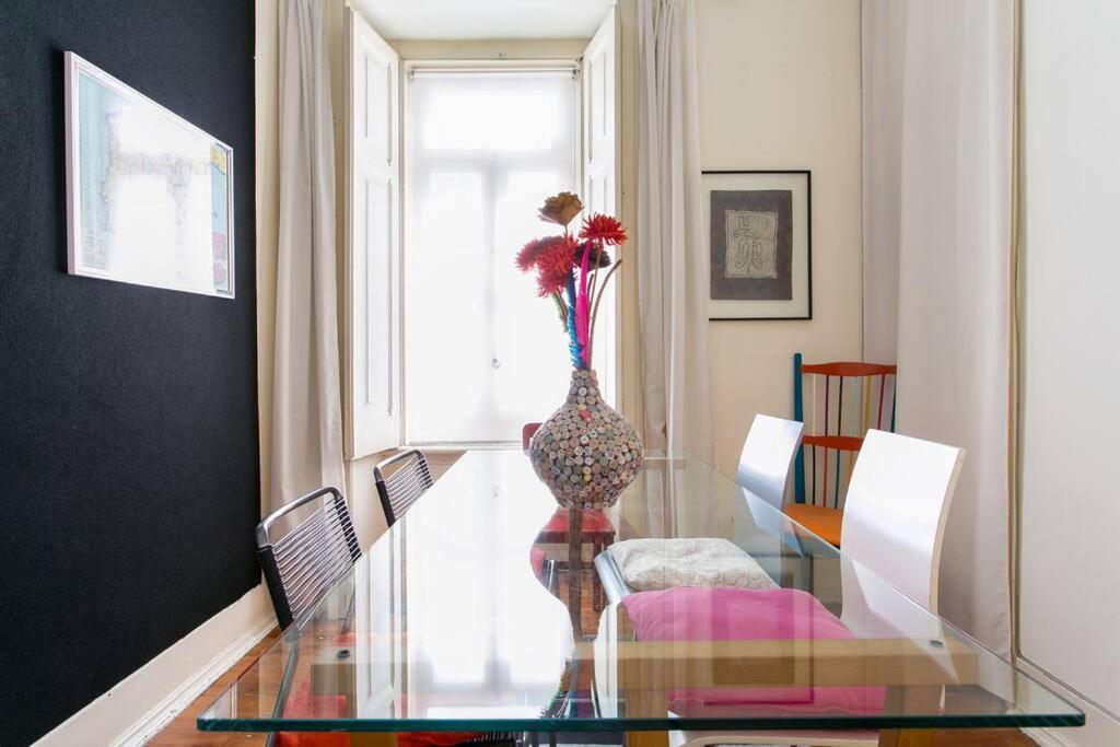 Principe Real Orange Tree W/ View 3 Bedrooms Flat! Lisbon Bagian luar foto