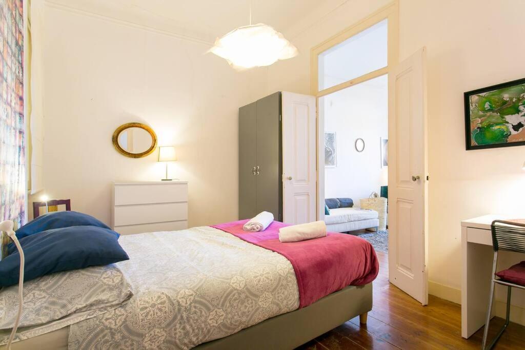 Principe Real Orange Tree W/ View 3 Bedrooms Flat! Lisbon Bagian luar foto